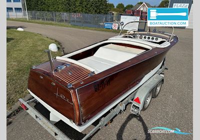 Rio Bonito Motorbåd 1964, med Chris Craft motor, Holland