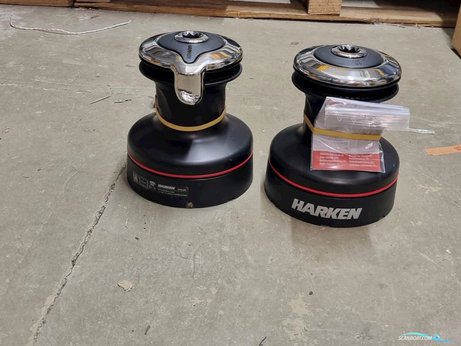 Harken Radial manual winch 40.2 STA