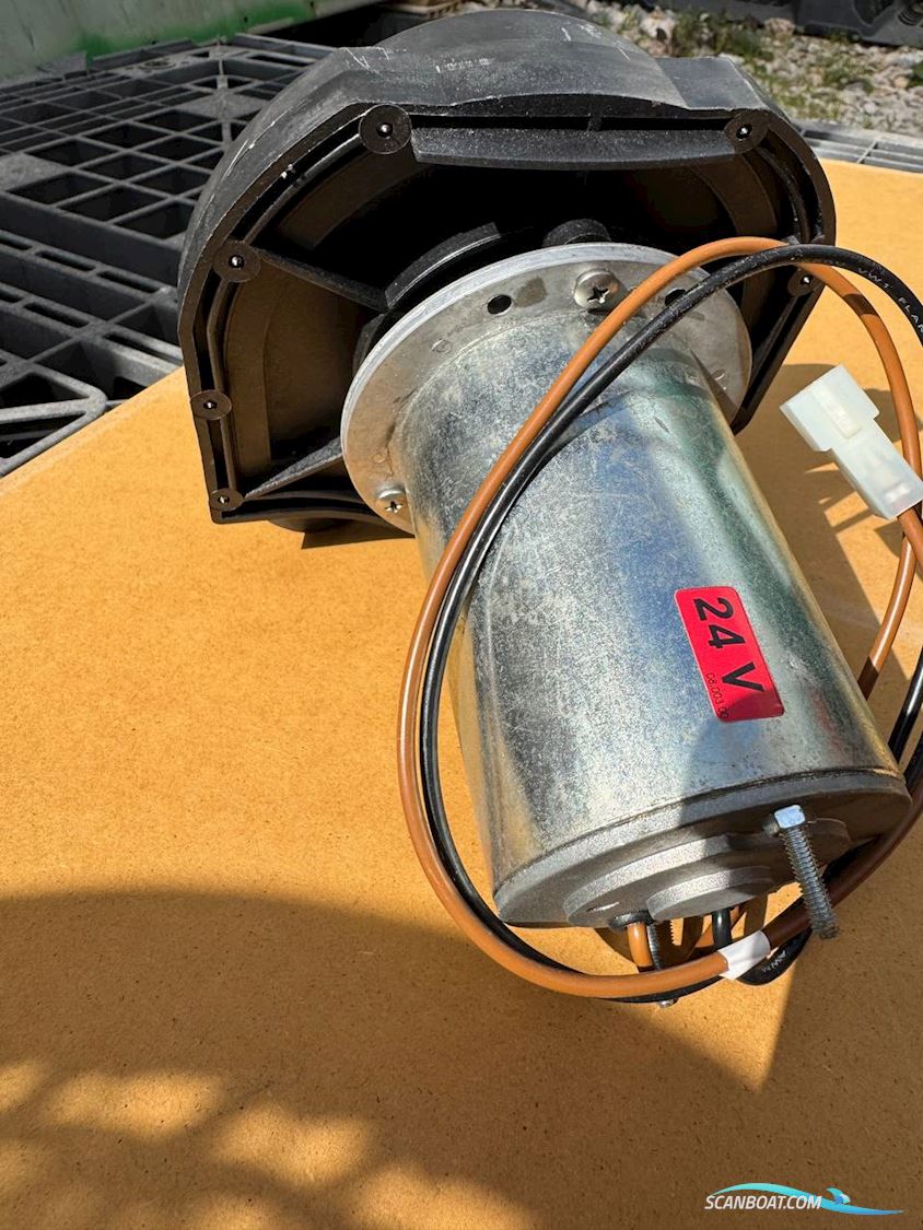 Plants Vortex Pump 24V