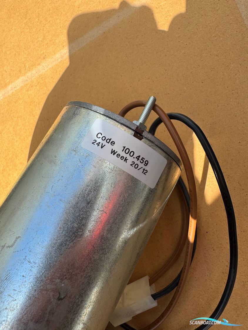 Plants Vortex Pump 24V