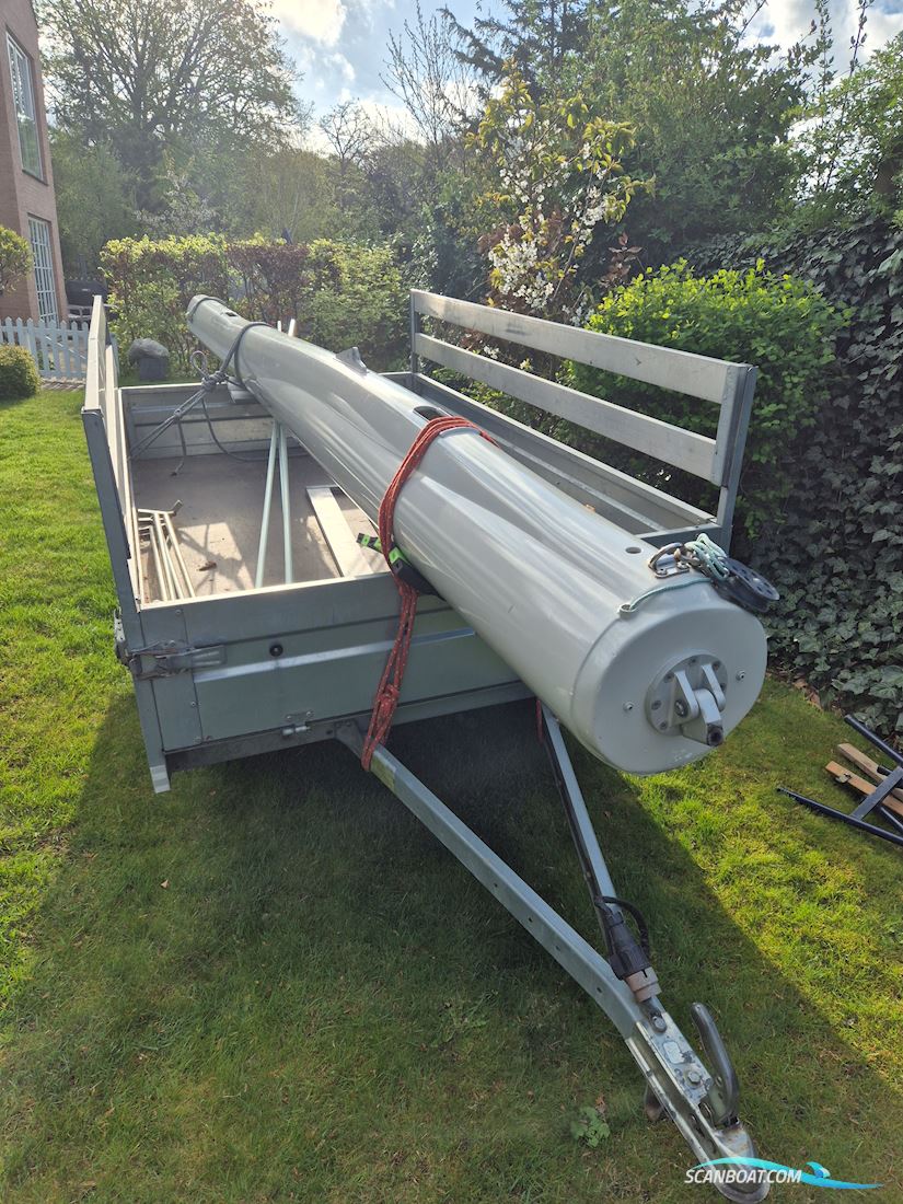 FurlerBoom