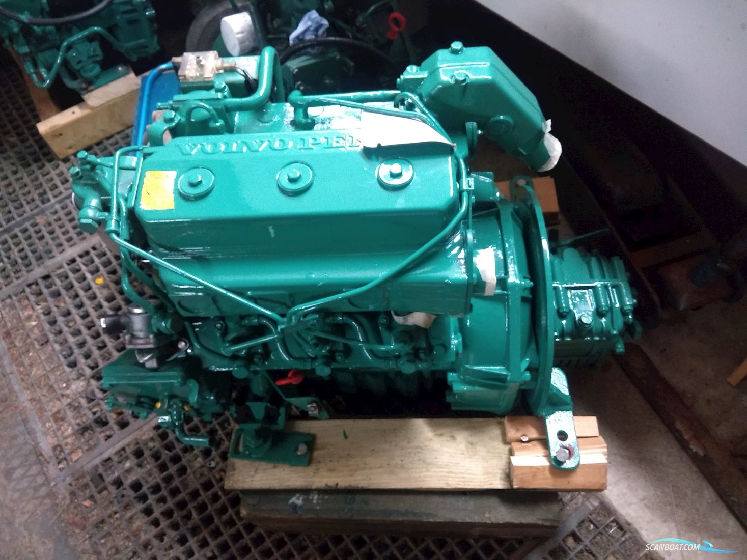 Volvo Penta  2002 og  2001