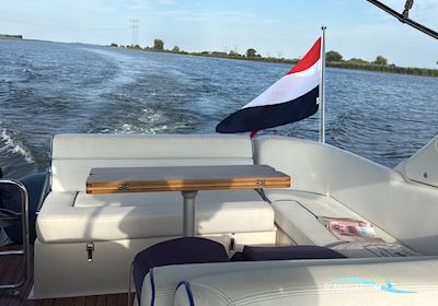 Bavaria 32 Sport Motorboat 2007, with Volvo Penta D3 engine, The Netherlands