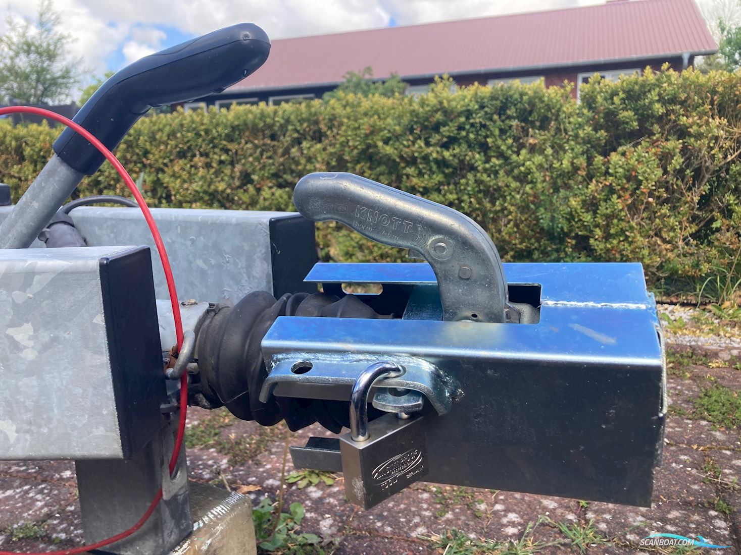 Trailer Bådtrailer Anhänger 2.700kg für Kielboot oder Motorboot