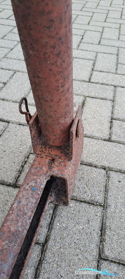 Cradel für Segelyacht
