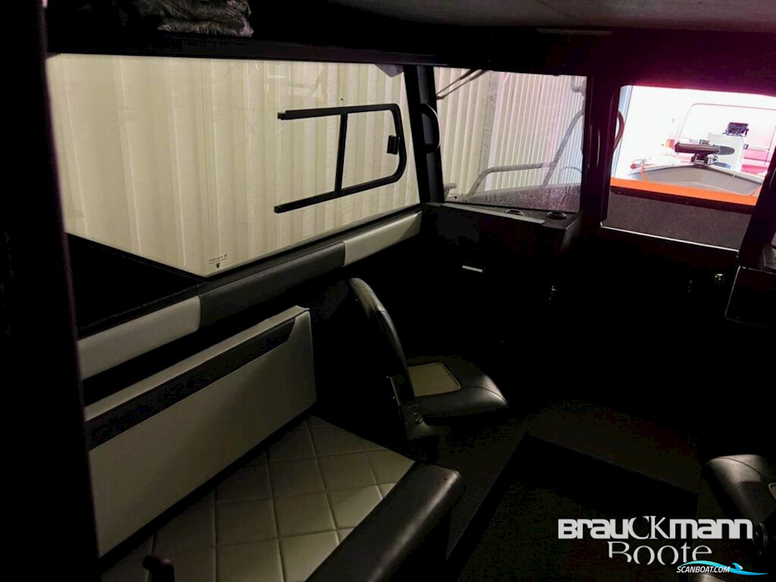 AB Inflatables 600 Cabin