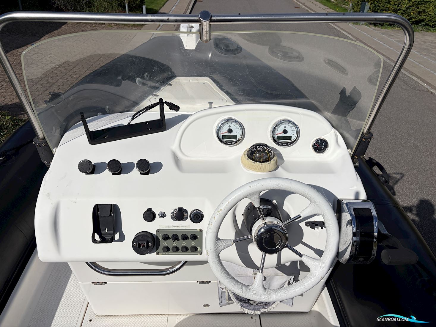 Adventure V-650 inkl. trailer