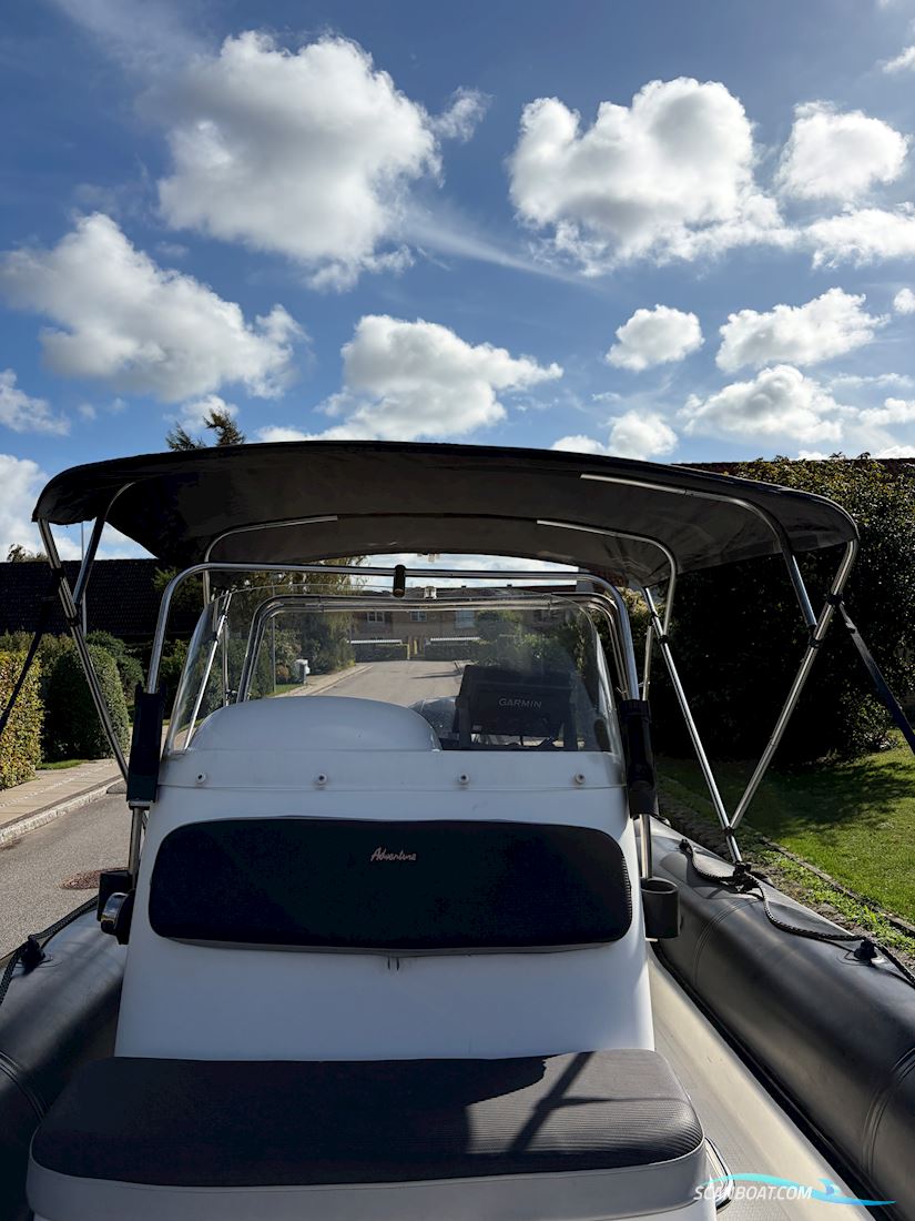 Adventure V-650 inkl. trailer