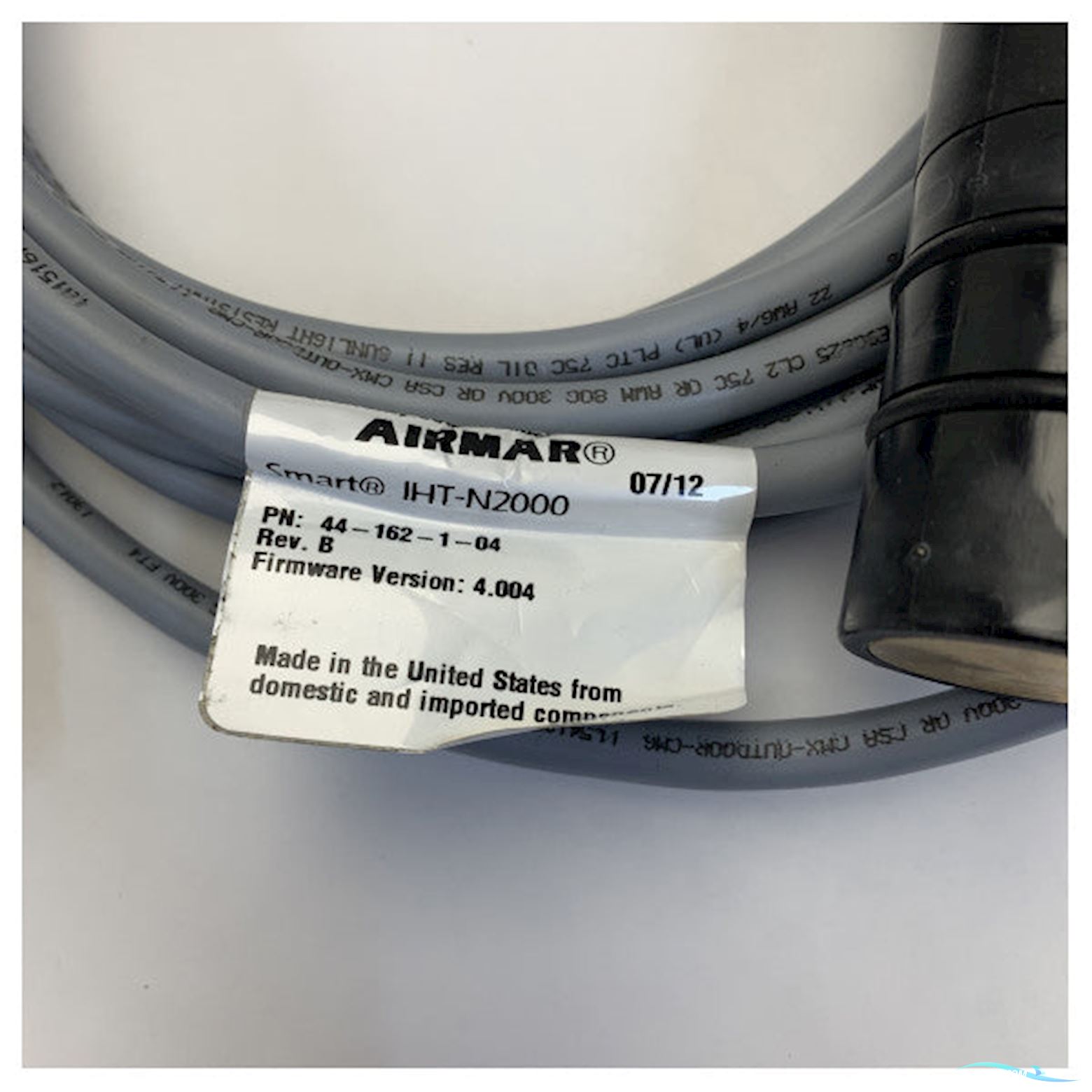 Airmar 44-44-162-1-04 Intelligent Temperature Tru-Hull Sensor
