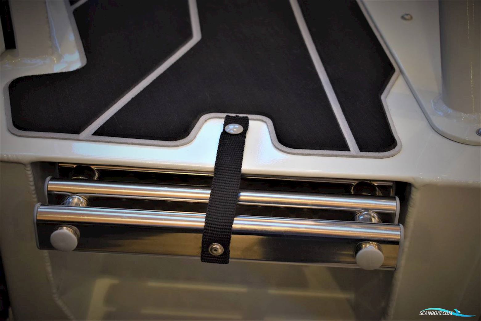 Aqua Spirit 585DC - 130 HK Yamaha/Udstyr