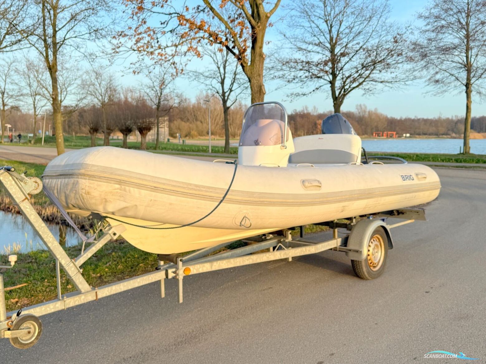 Brig 450 Met Trailer