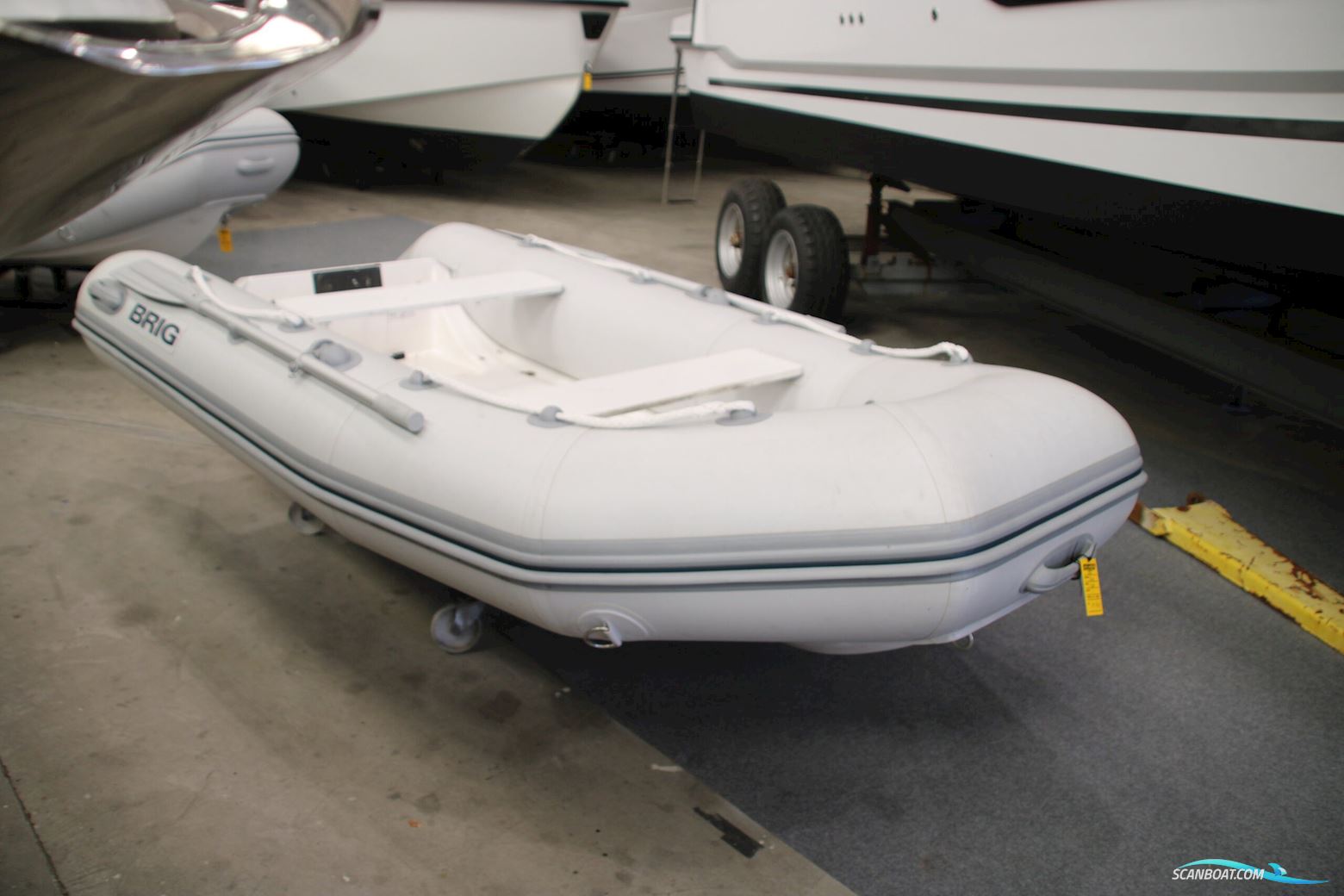 Brig F330 Falcon Rider