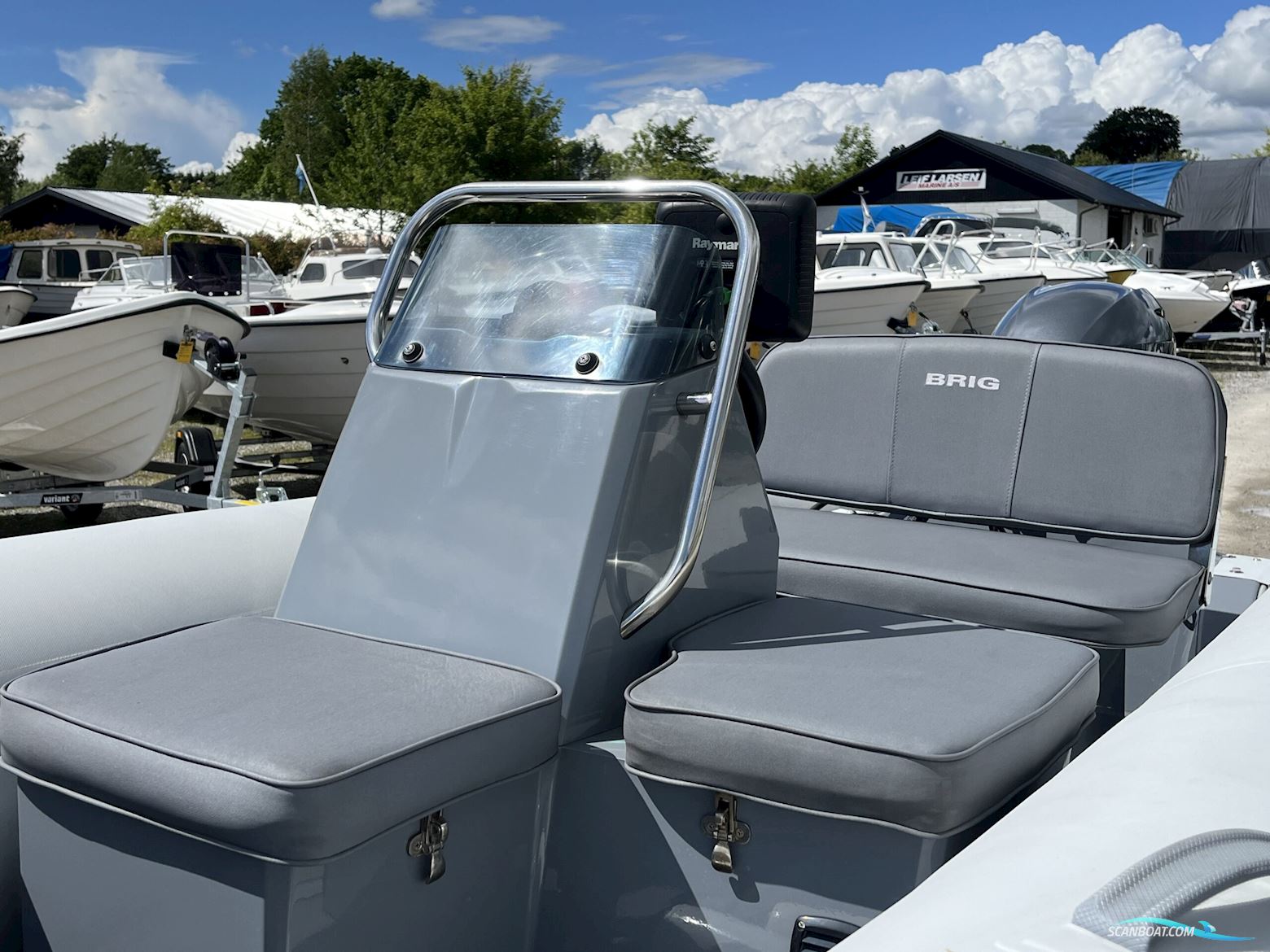 Brig F420T Falcon Tender