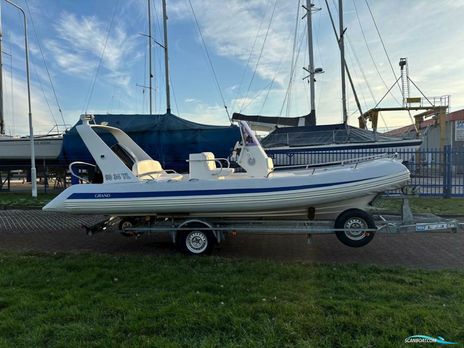 GRAND 650 Silverline Suzuki 200pk