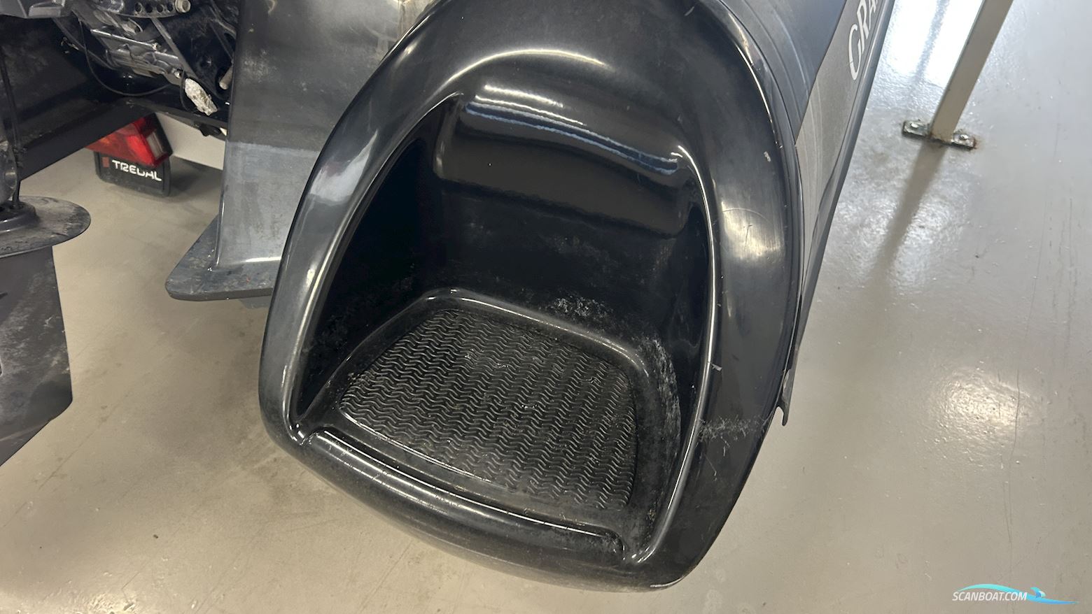 Grand G380 Rib