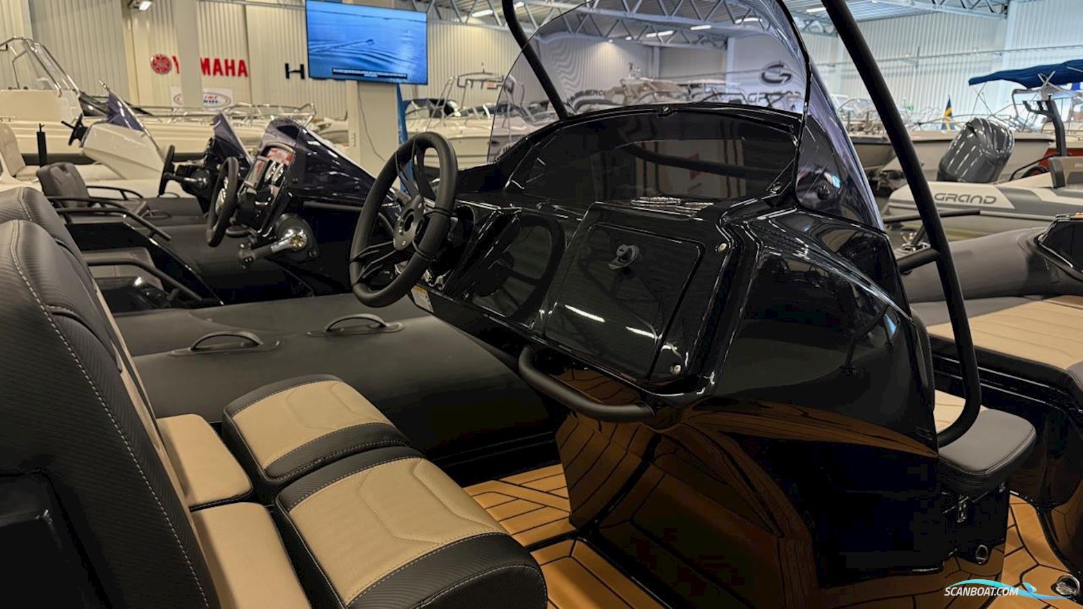 Grand Golden Line G580