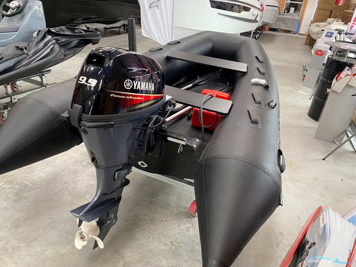 Grand S300 M/ Yamaha F9,9 Sport