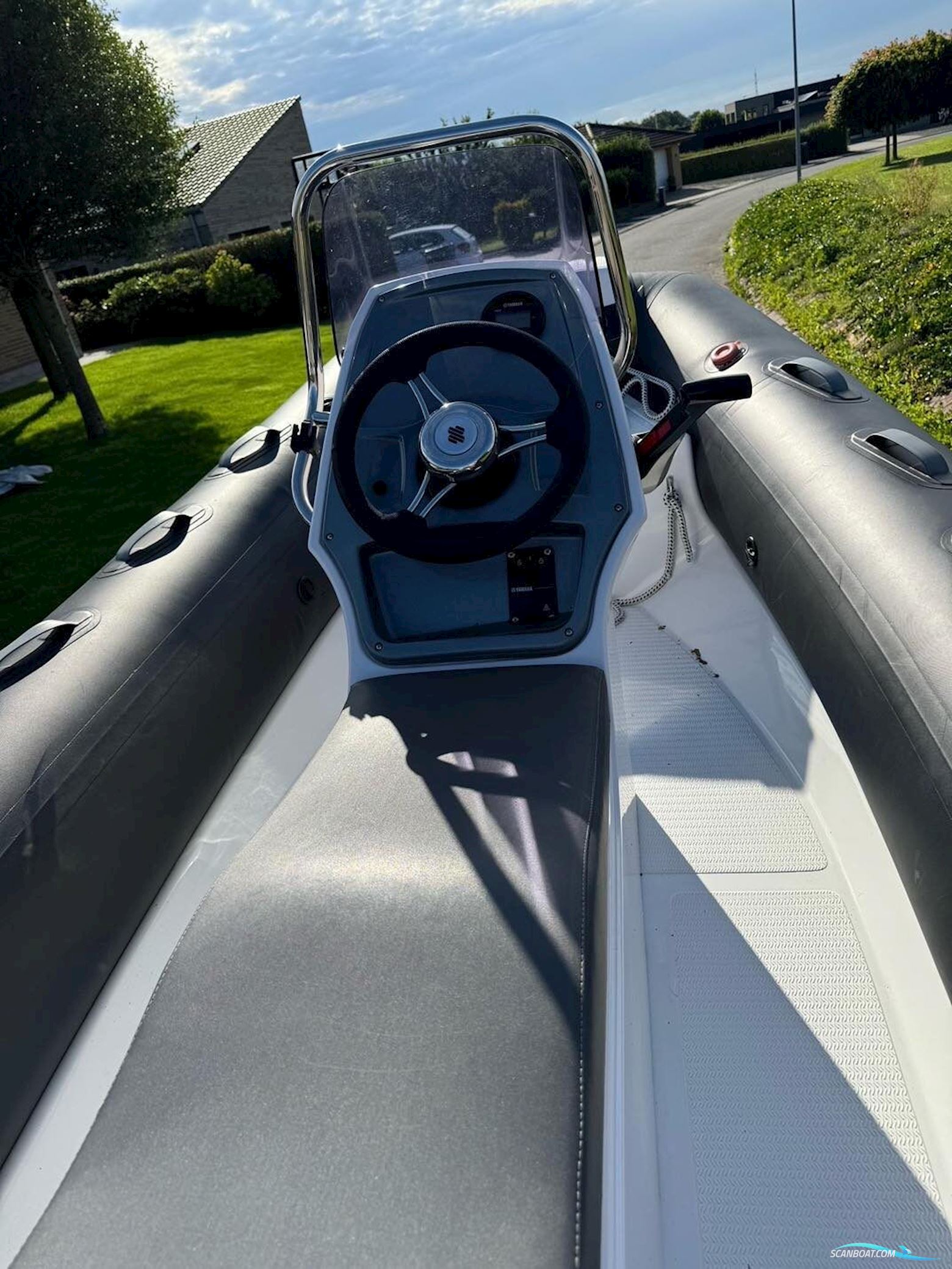 Grand S470 Sport med 50 HK Yamaha