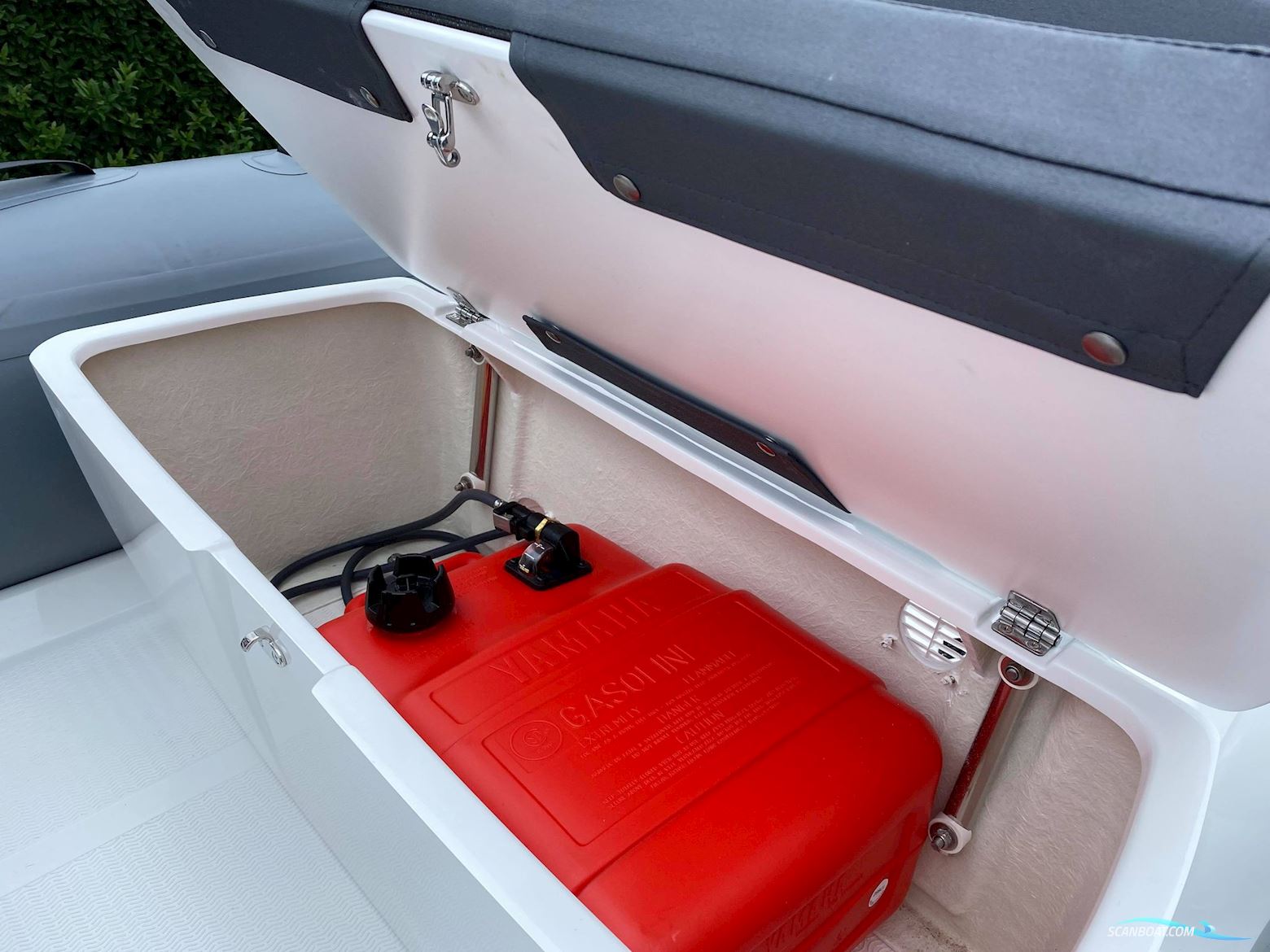 Grand S470NL med 40 hk Yamaha