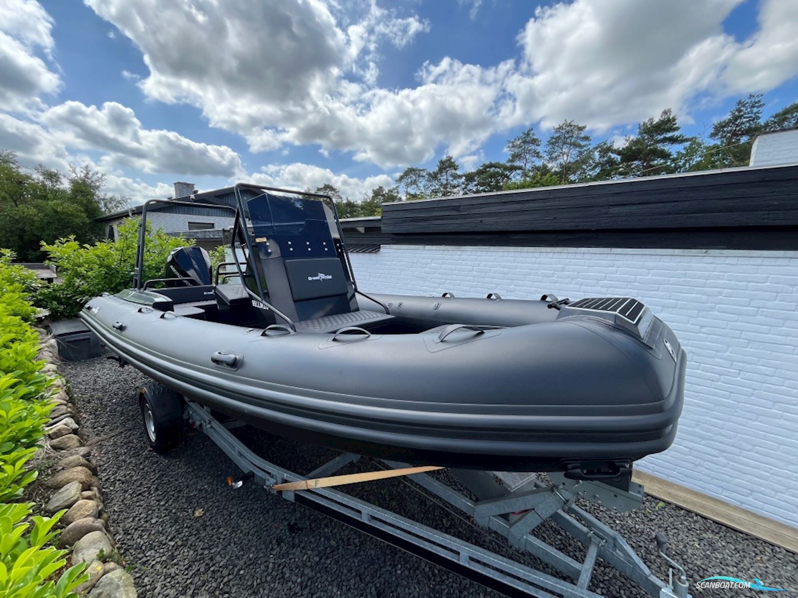 Greatwhite Dlx 640 Schlauchboot / Rib 2021, mit Mercury motor, Dänemark