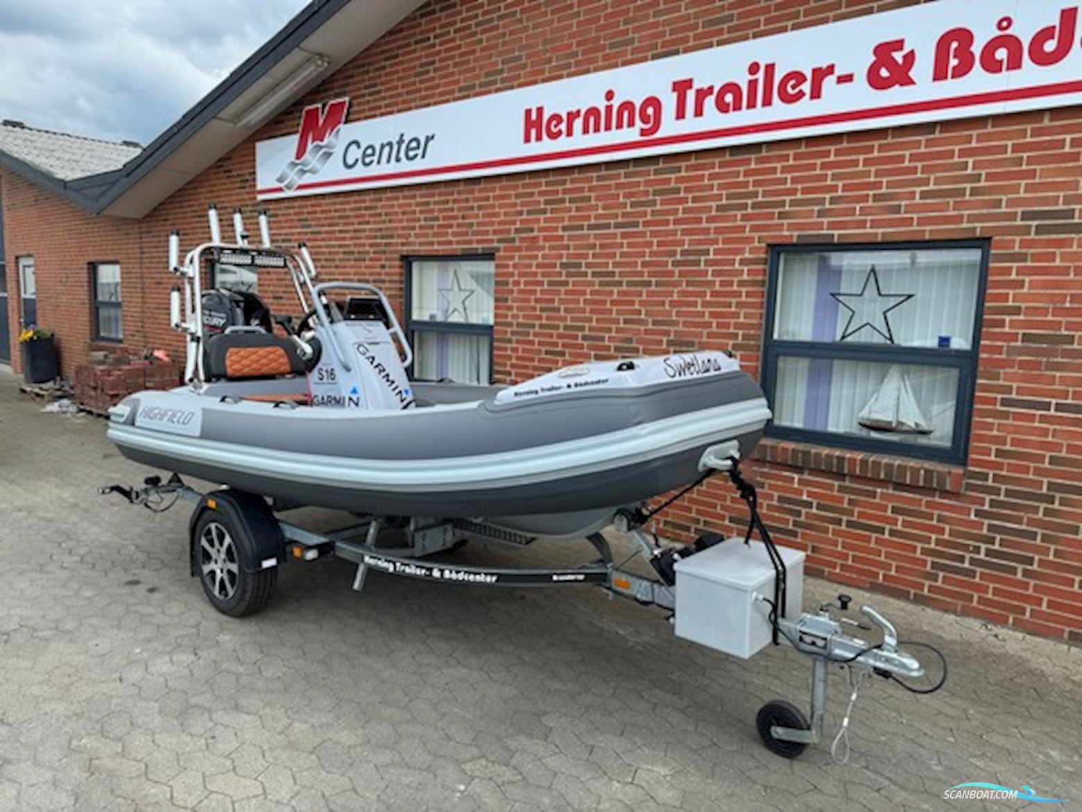 Highfield CL380DL m/Mercury F60 hk Efi 4-Takt og Brenderup Trailer - NU Nedsat KR. 15.000,- !