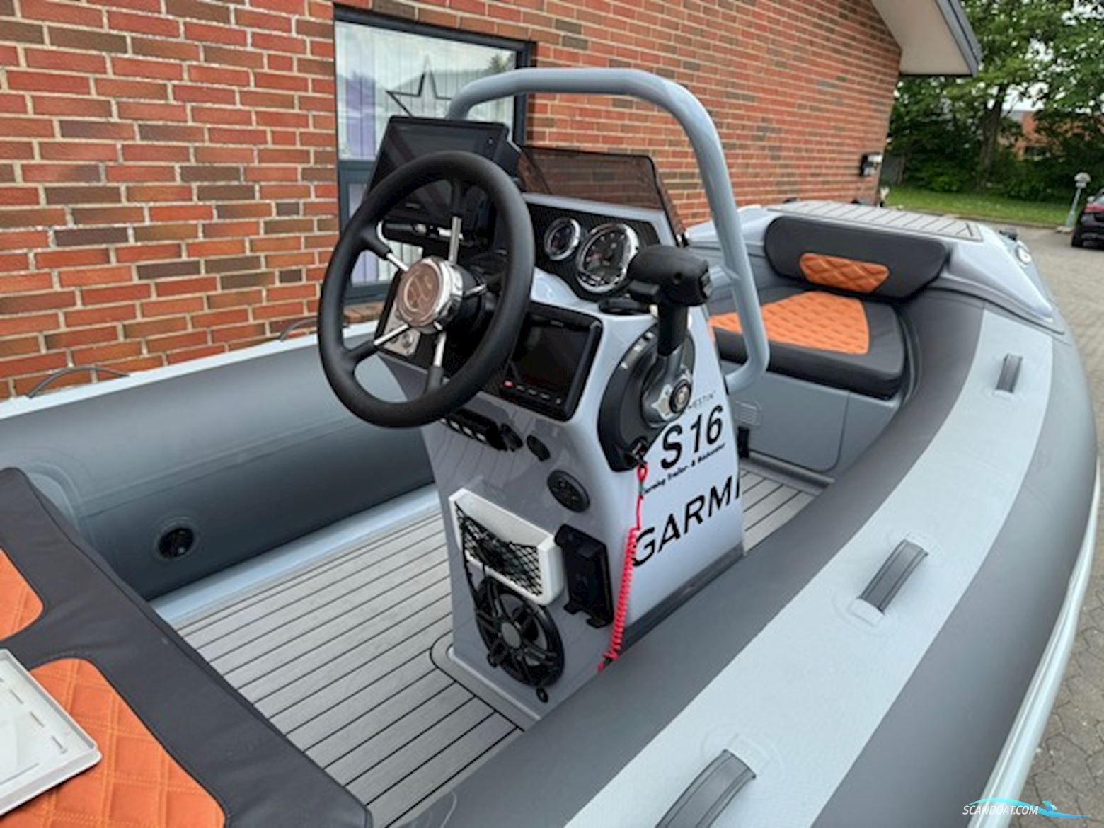 Highfield CL380DL m/Mercury F60 hk Efi 4-Takt og Brenderup Trailer - NU Nedsat KR. 15.000,- !