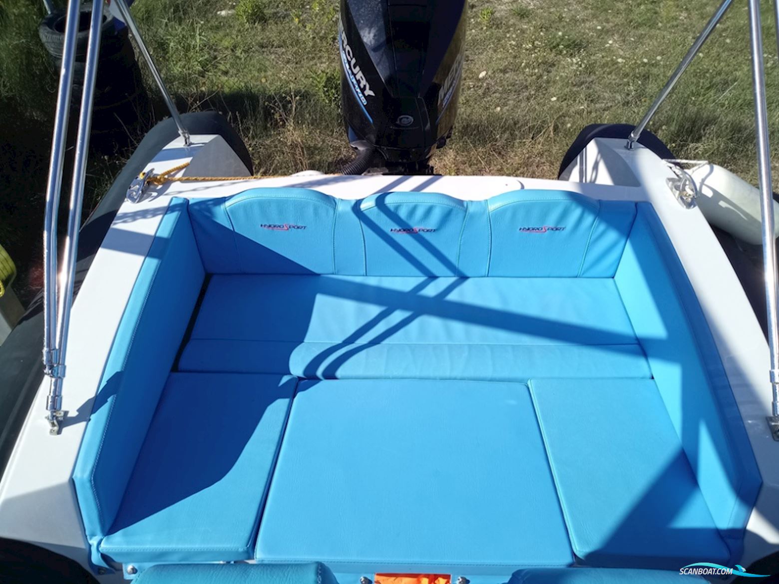 HYDROSPORT 737 Sundeck