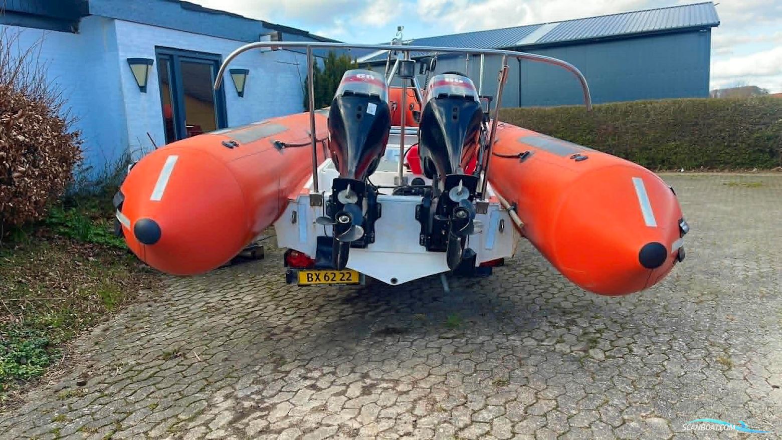 Inflatable Boat (Rib Boat) 7,5m - 2x 60hp Motors