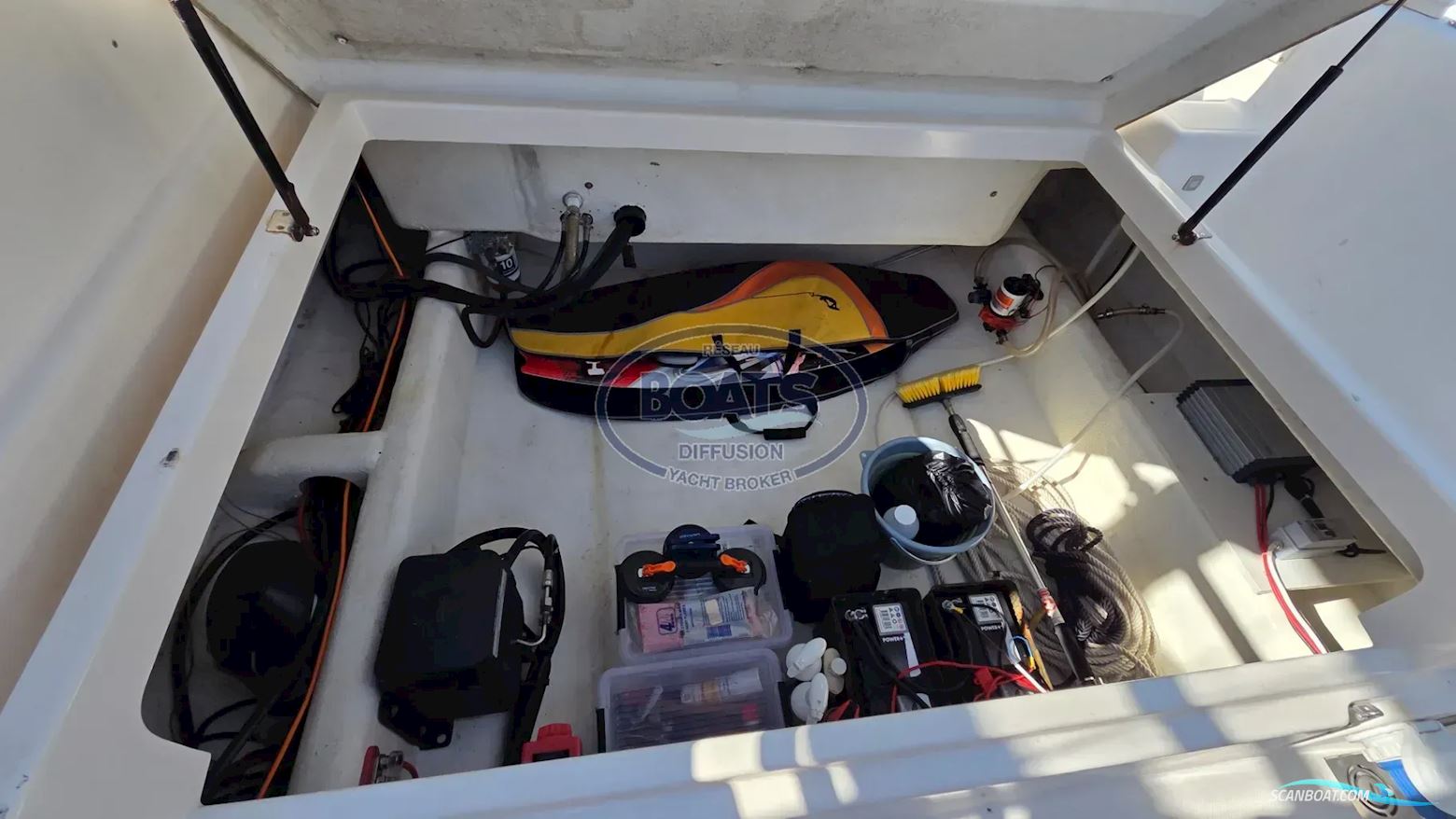 Joker Clubman 28 28 Cabin