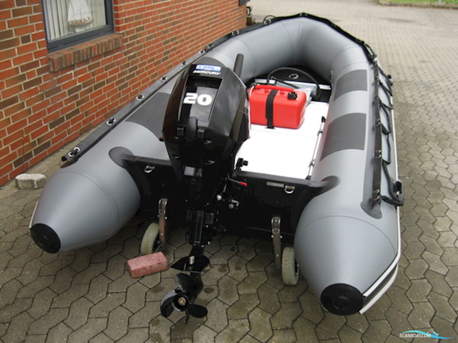 Quicksilver 365 Sport HD m/Mercury F20 hk EFI 4-takt - SOLGT !