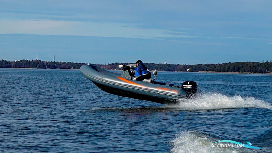 Valiant Med 500 Sailing School