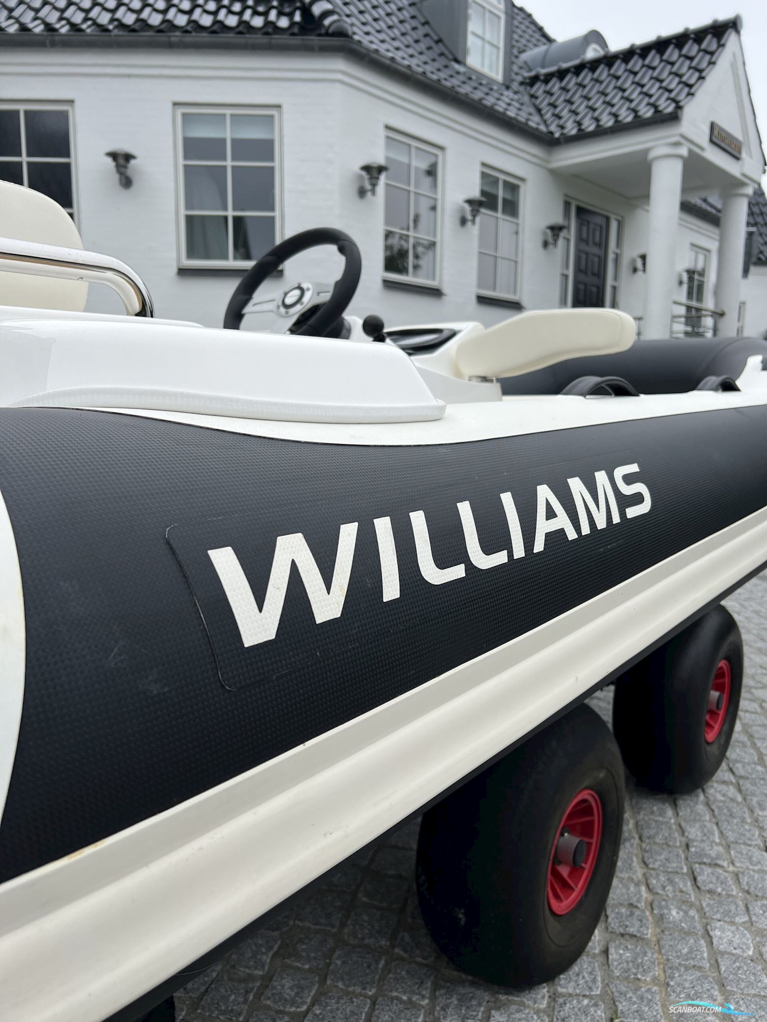 Williams Superjet 325 - Solgt/Sold