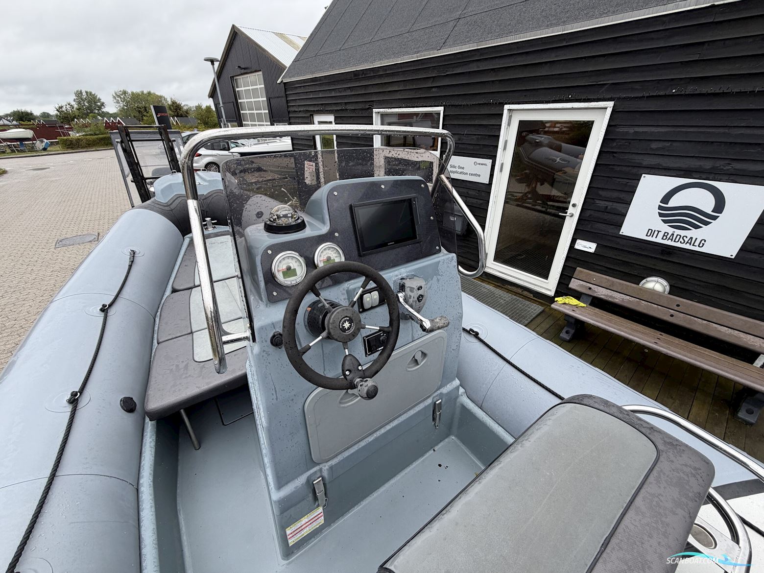 Zodiac 650 Pro Open
