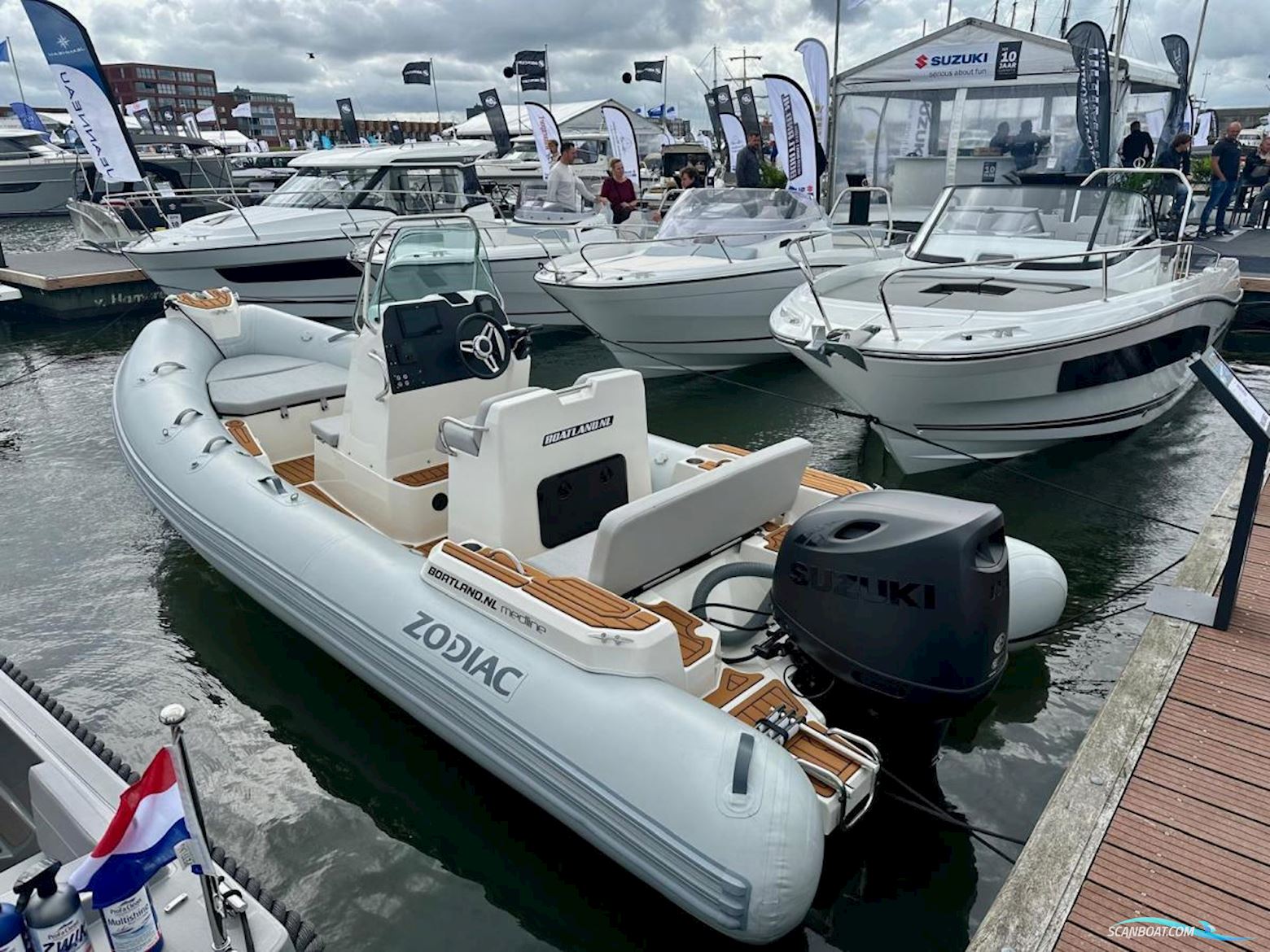 Zodiac Medline 5.8 Rib