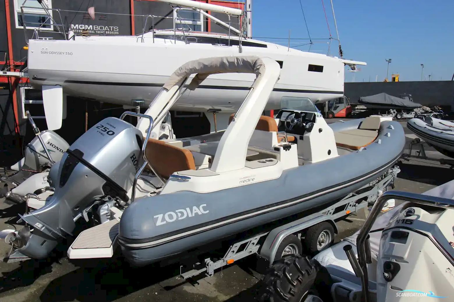 Zodiac Medline 7.5 Schlauchboot / Rib 2022, mit Honda motor, Irland