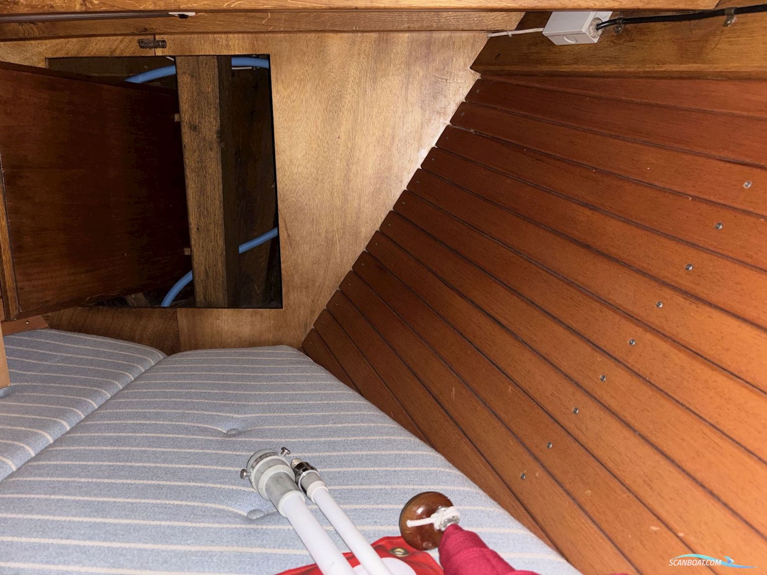 33 Fod Mahogny Ketch