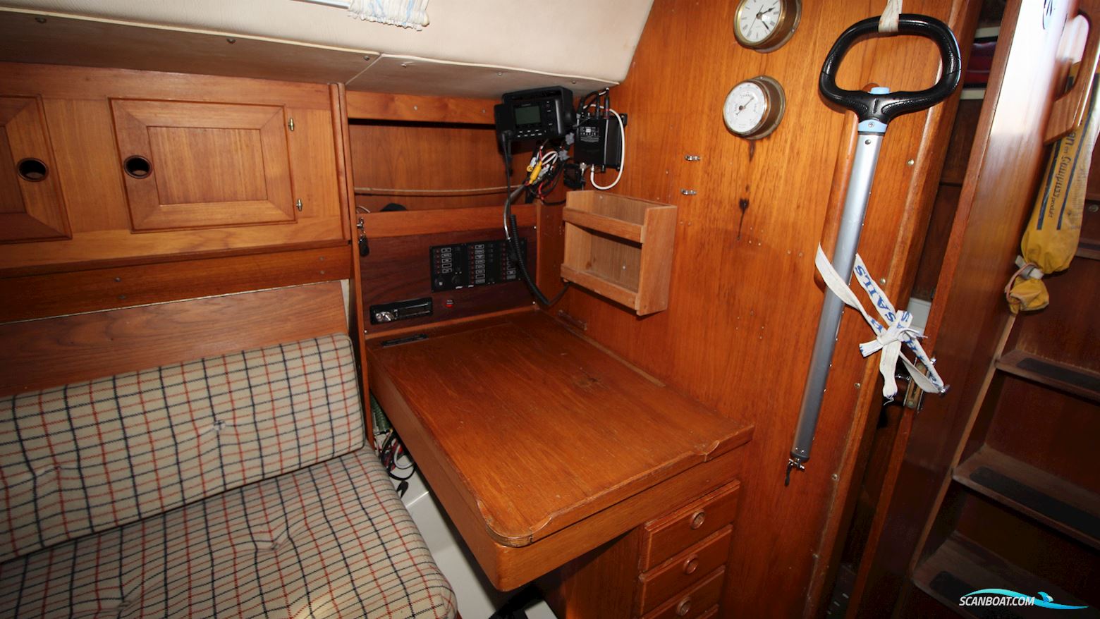 Albin Stratus 35