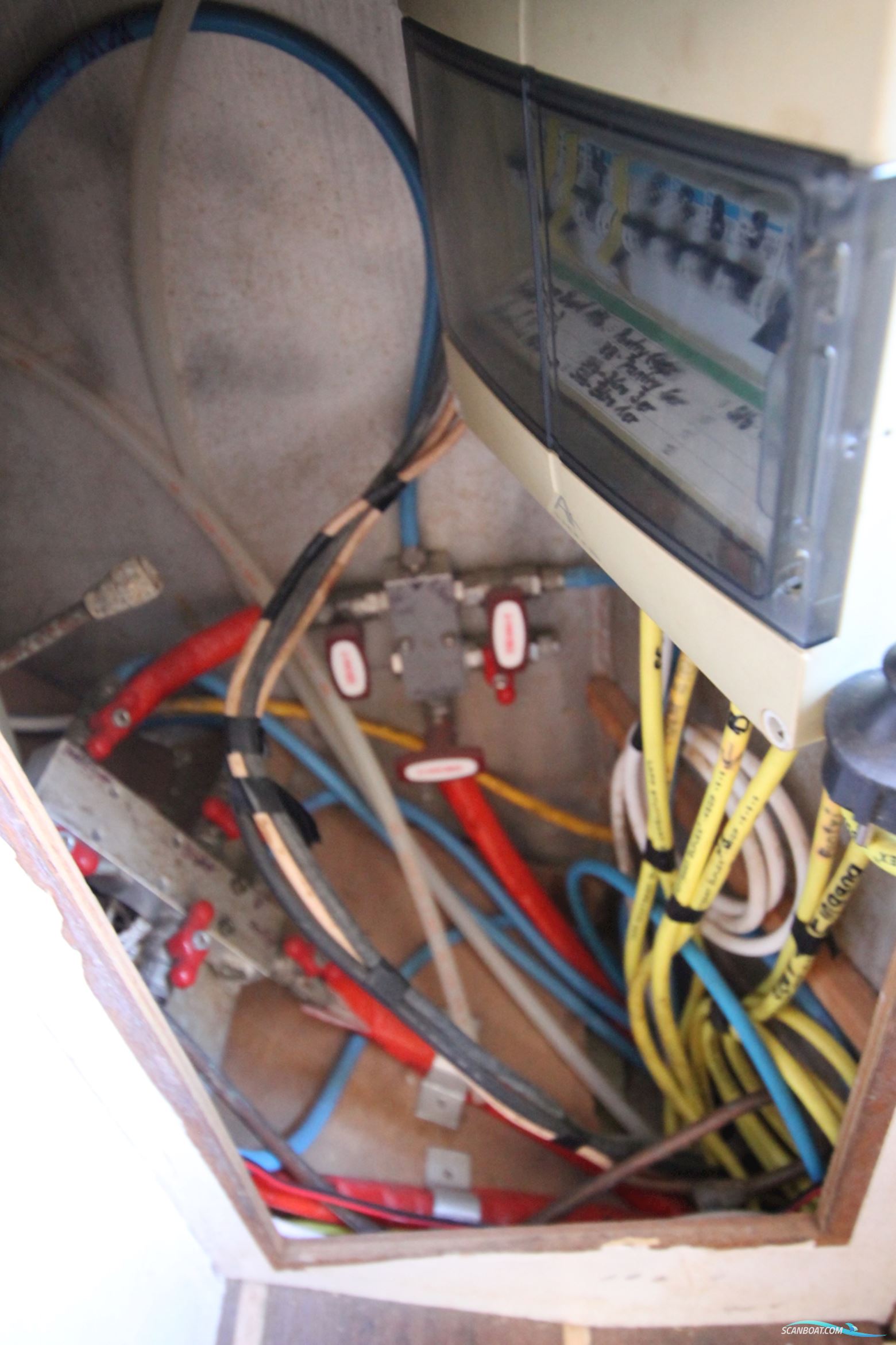 Almaz Asma 50 Aluminium