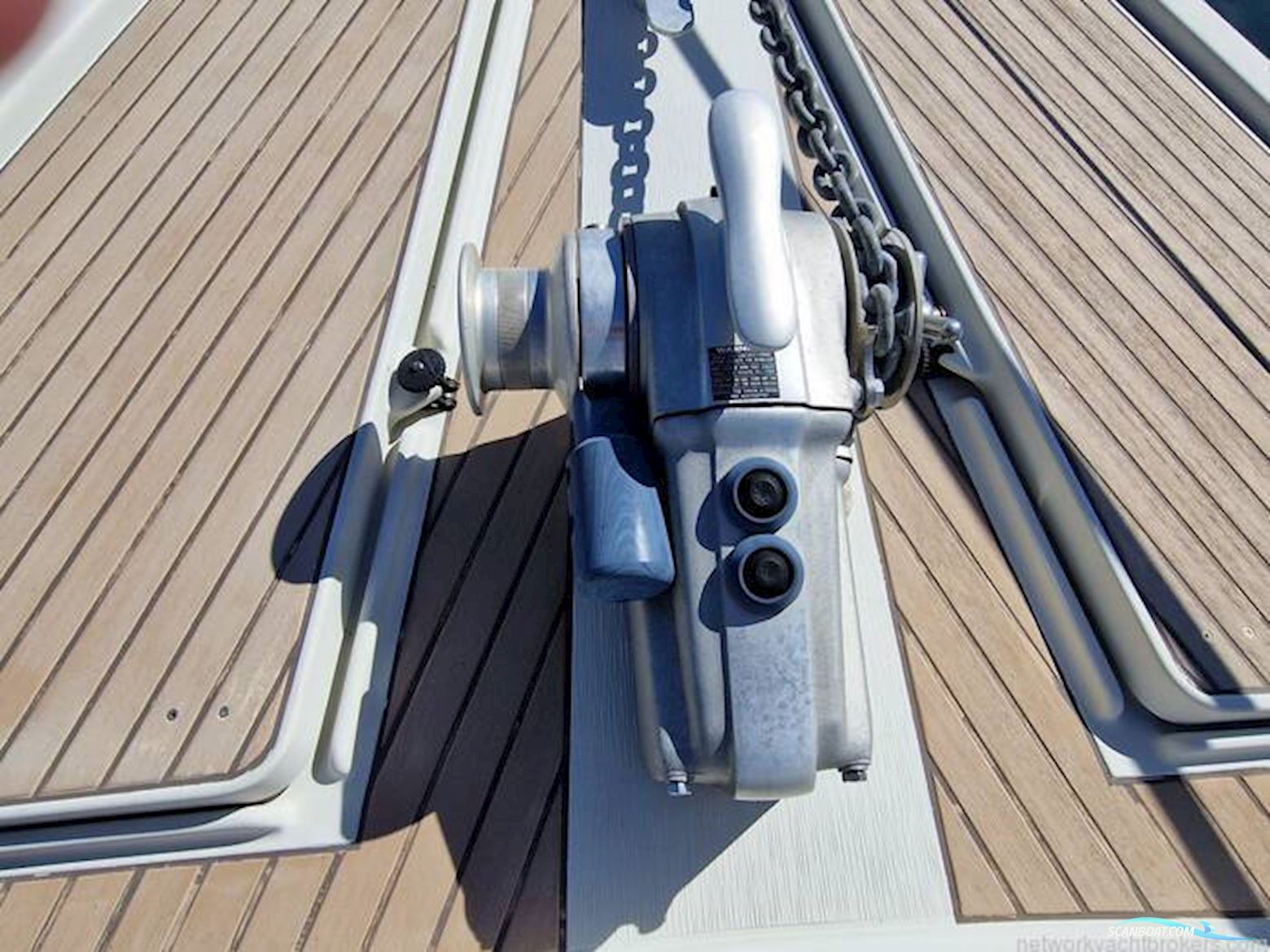 Amel Super Maramu 2000