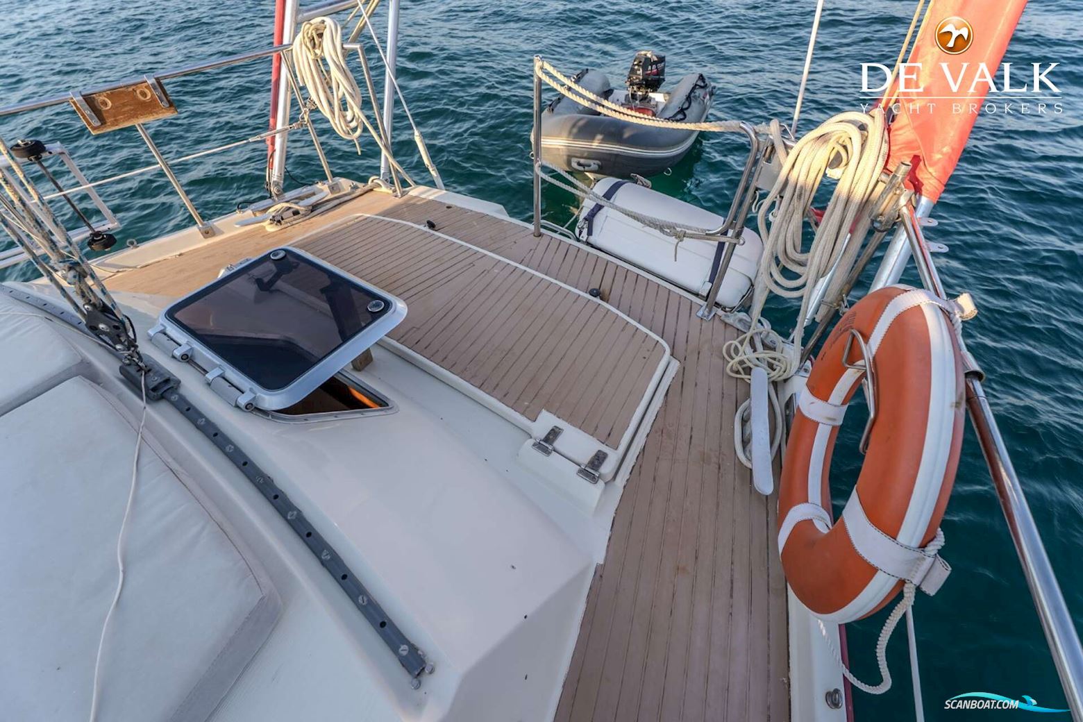 Amel Super Maramu 2000