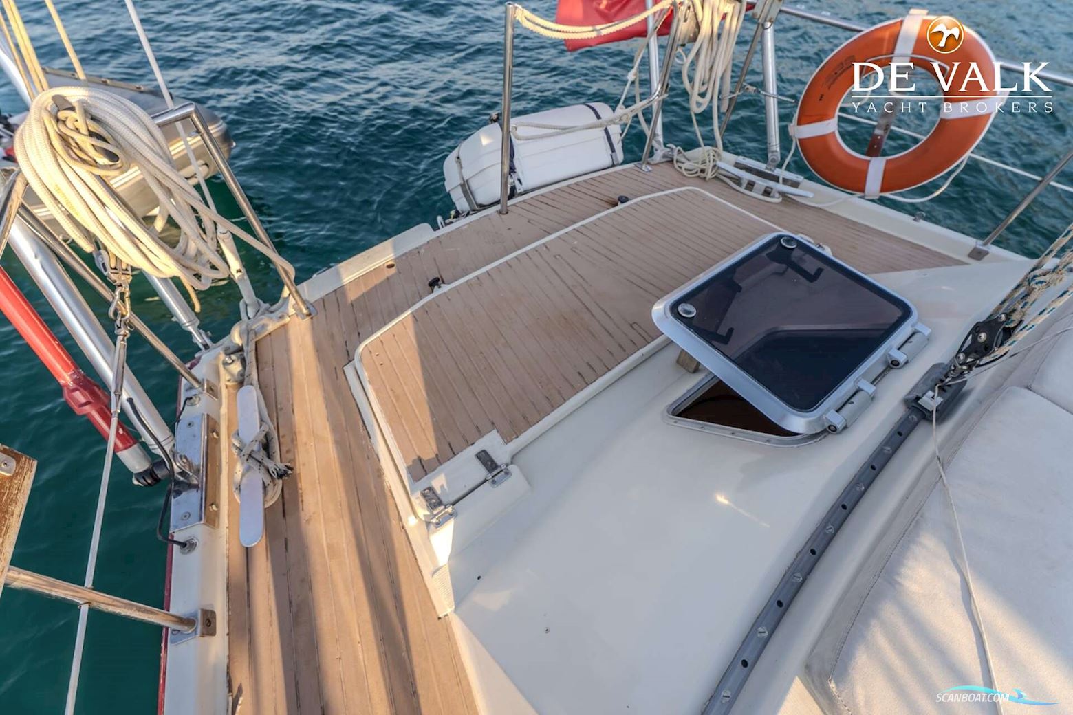 Amel Super Maramu 2000