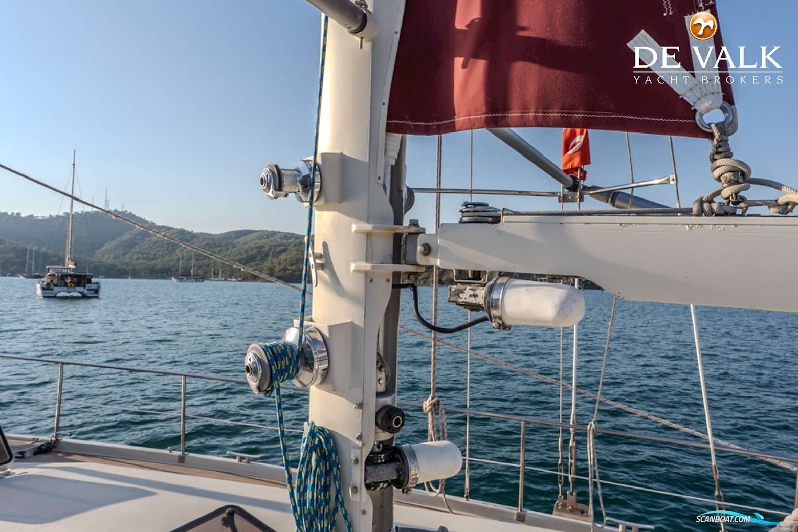 Amel Super Maramu 2000