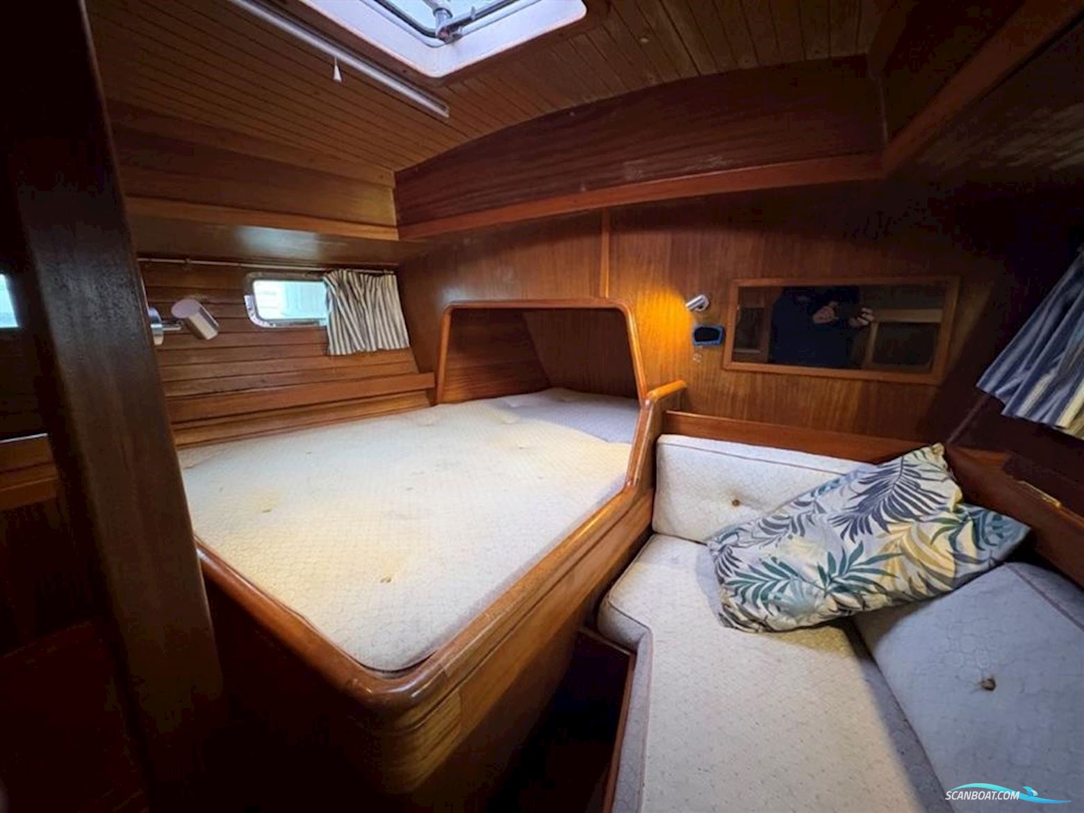 Aphrodite 42 Ketch