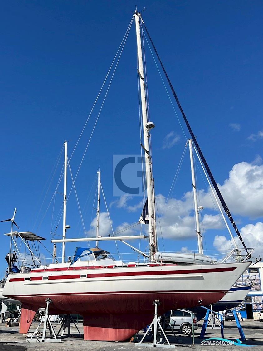 Aphrodite 42