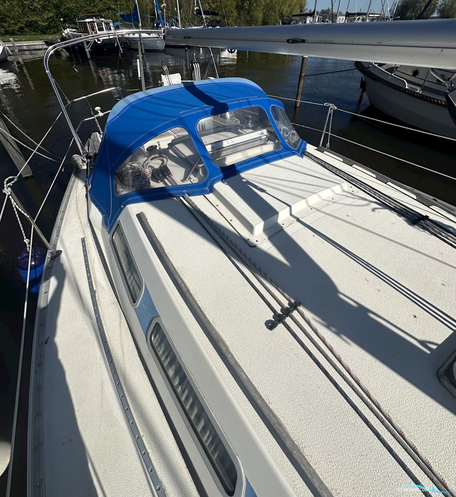 Arcona 32