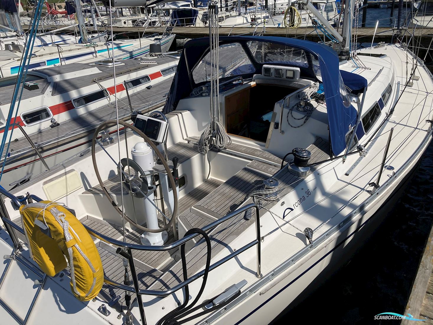 Arcona 36