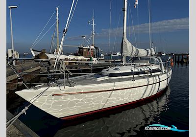 Artekno H-35 Segelbåt 1977, med Yanmar 2GM20F motor, Tyskland