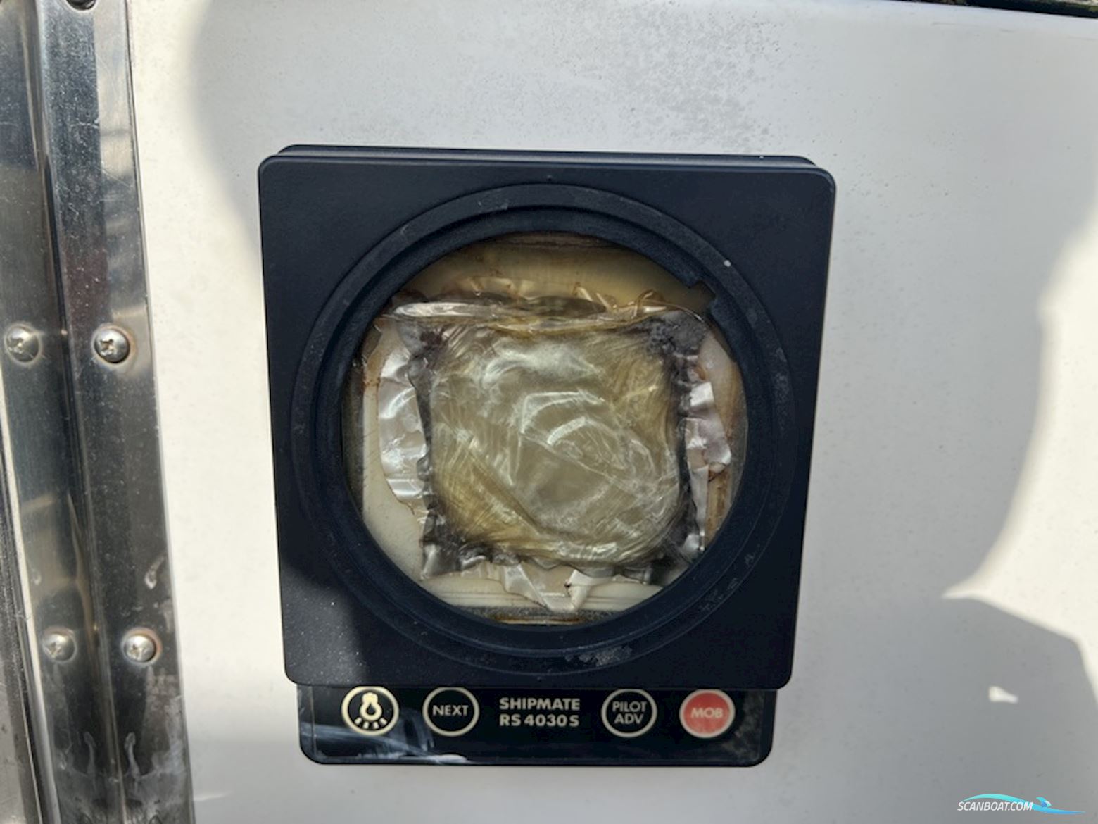 Avance 40