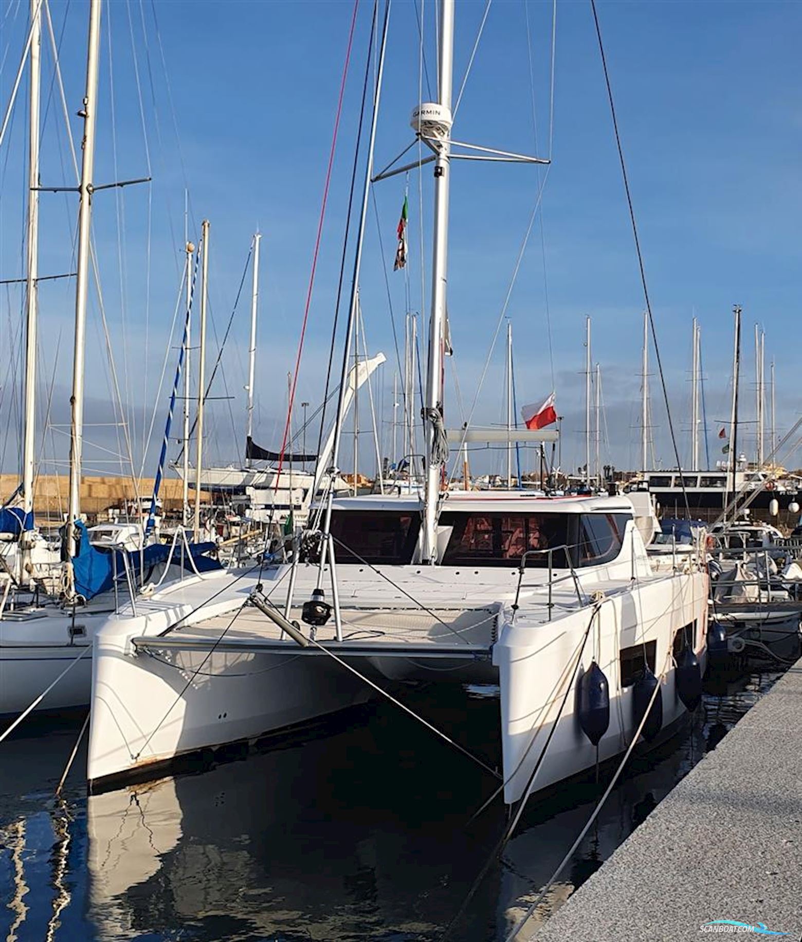 AVENTURA CATAMARANS Aventura 37