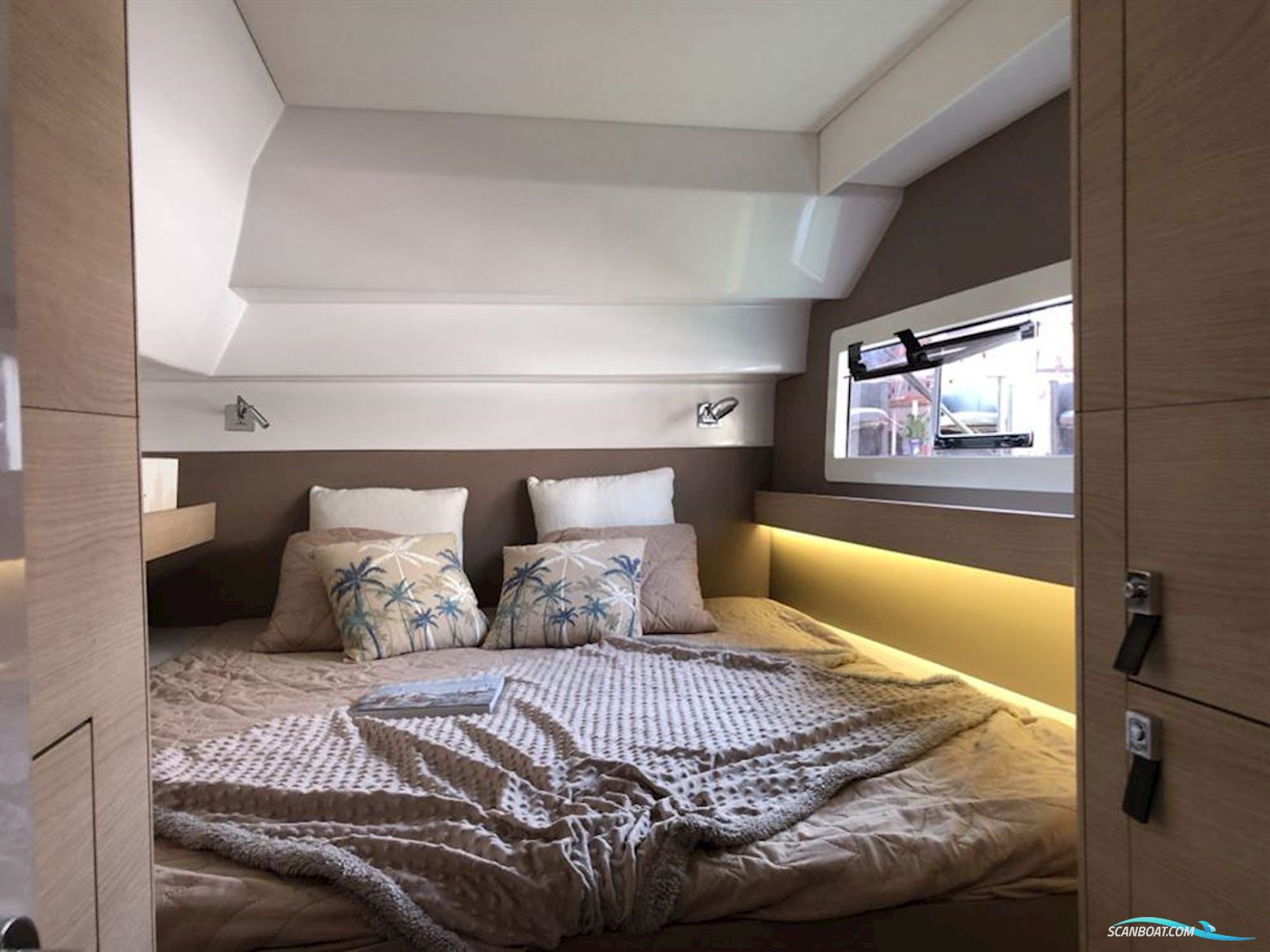 AVENTURA CATAMARANS Aventura 37